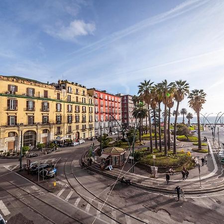 B&B Palazzo Satriano เนเปิลส์ ภายนอก รูปภาพ