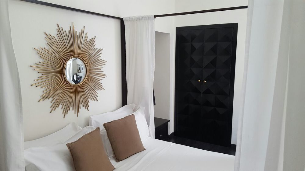 B&B Palazzo Satriano เนเปิลส์ ภายนอก รูปภาพ