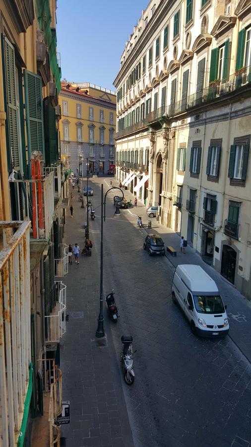 B&B Palazzo Satriano เนเปิลส์ ภายนอก รูปภาพ